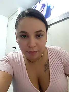 LizzRouse online show from 9, 11, 2025