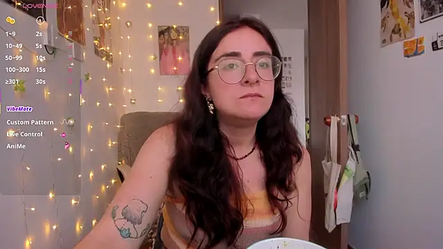 linda giggle online show from 5, 11, 2025