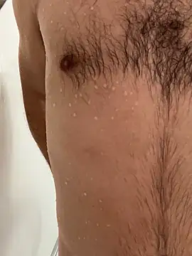 Snapshot of Bigclitlover69 chatting on 24, 11, 2025 Bigclitlover69 online show from 24, 11, 2025