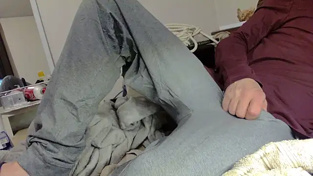 Snapshot of mike30nbg chatting on 10, 10, 2025 mike30nbg online show from 10, 10, 2025