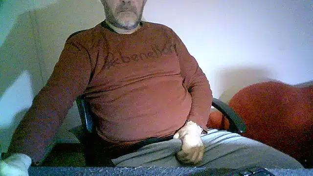 Snapshot of Greek_Passion chatting on 10, 12, 2024 Greek Passion online show from 10, 12, 2024