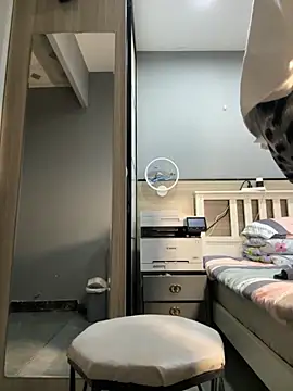 Snapshot of Elvis_Tao chatting on 13, 11, 2025 Elvis Tao online show from 13, 11, 2025