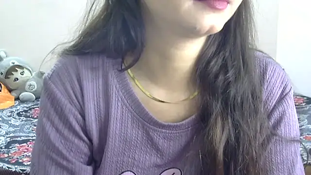 Snapshot of lovelydesi21 chatting on 5, 2, 2026 lovelydesi21 online show from 5, 2, 2026