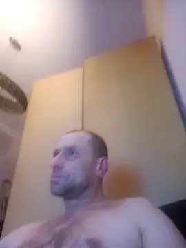 Roman0798 online show from 5, 2, 2025