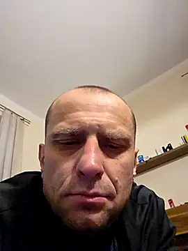 Roman0798 online show from 25, 11, 2025