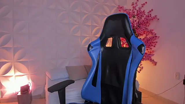 cora 22 online show from 28, 2, 2026