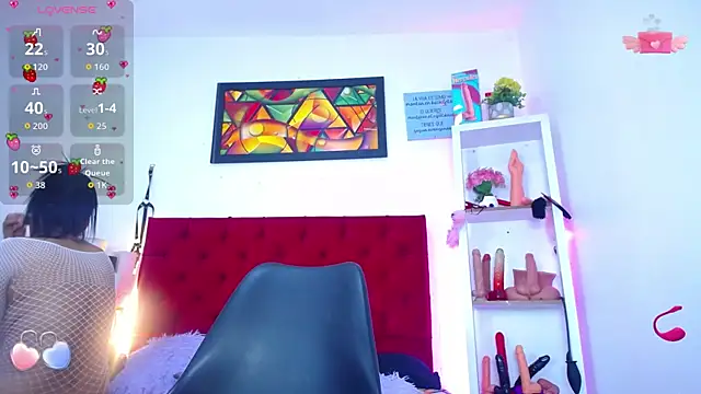 louise nails online show from 26, 11, 2025