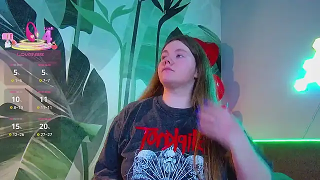 Snapshot of RubyValen chatting on 17, 3, 2026 RubyValen online show from 17, 3, 2026