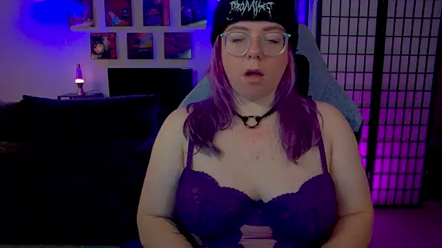 KiraSpitQueen online show from 23, 2, 2026