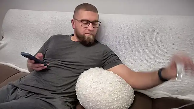 Bear bear  online show from 21, 12, 2024