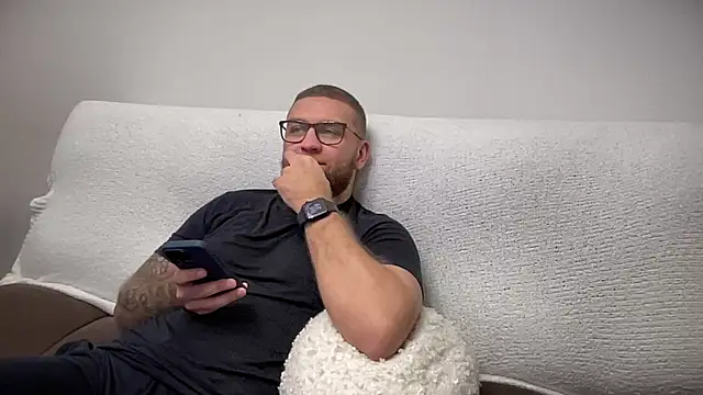 Bear bear  online show from 23, 12, 2024