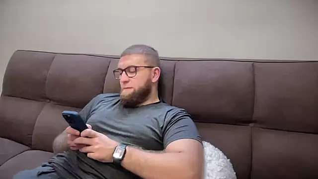 Bear bear  online show from 27, 12, 2024