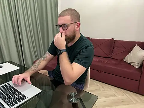 Bear bear  online show from 4, 3, 2025