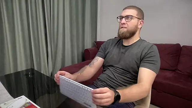 Bear bear  online show from 10, 3, 2025