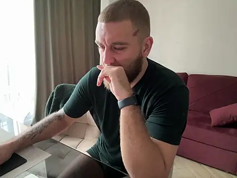 Bear bear  online show from 20, 3, 2025