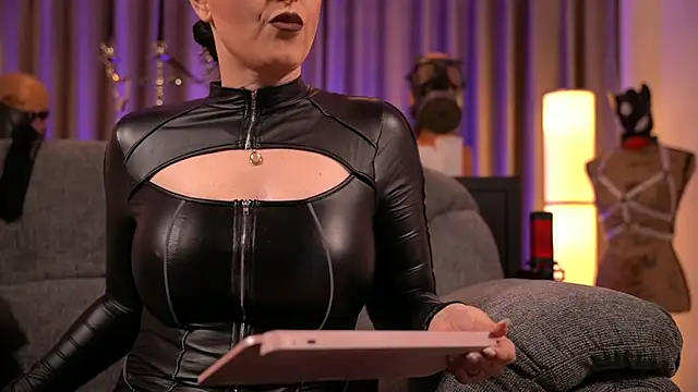 kelly kent online show from 4, 12, 2024