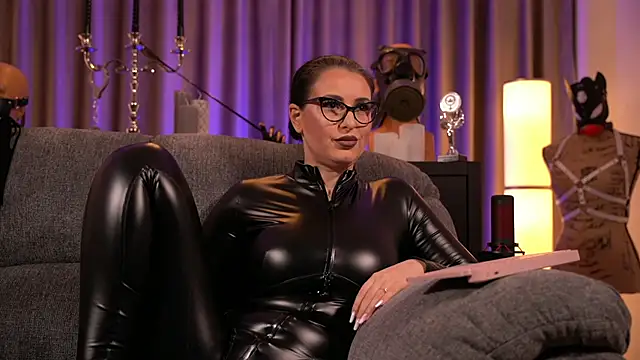 kelly kent online show from 8, 12, 2024