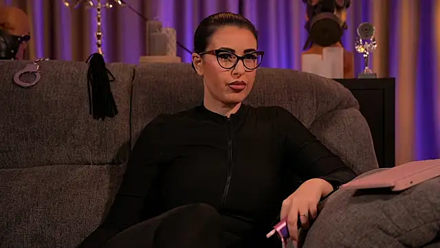 kelly kent online show from 7, 3, 2025