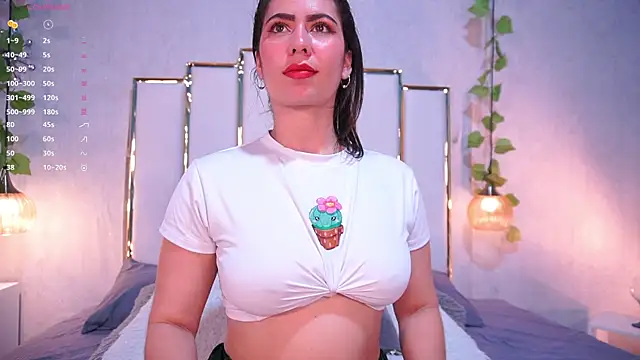 lara giraldo online show from 4, 1, 2025