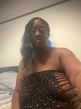 Snapshot of Katiefyi chatting on 7, 3, 2026 Katiefyi online show from 7, 3, 2026