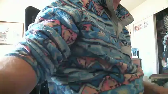 Snapshot of MormonPineapples chatting on 20, 10, 2025 MormonPineapples online show from 20, 10, 2025