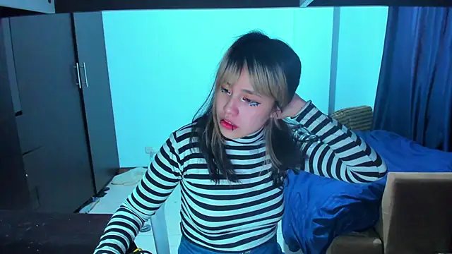 Akane-Mou online show from 19, 1, 2025