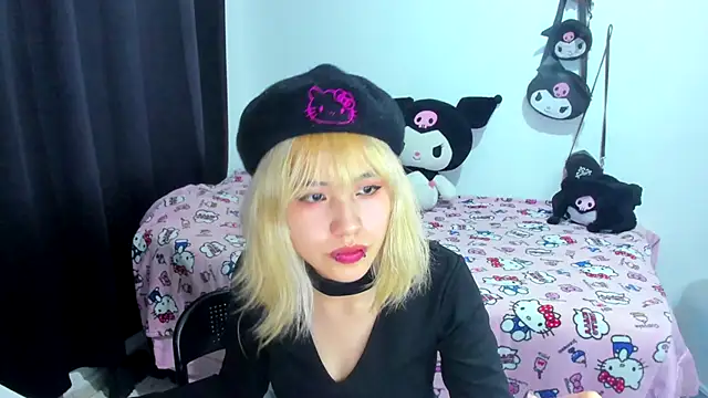 Akane-Mou online show from 7, 11, 2025