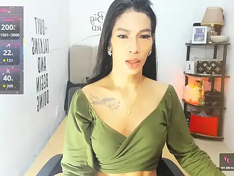 Trixie Mattel21 online show from 2, 3, 2026