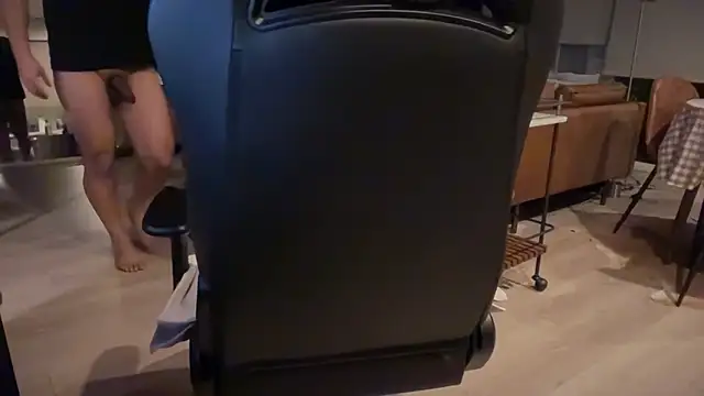 HungandThickLatin online show from 6, 2, 2025