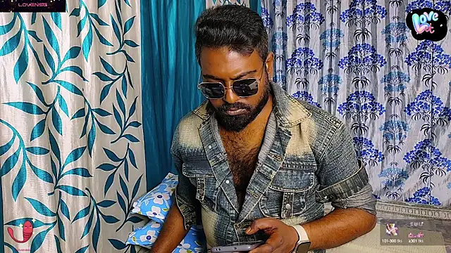 Snapshot of BLACK---MAMBA chatting on 2, 1, 2025 BLACK---MAMBA online show from 2, 1, 2025