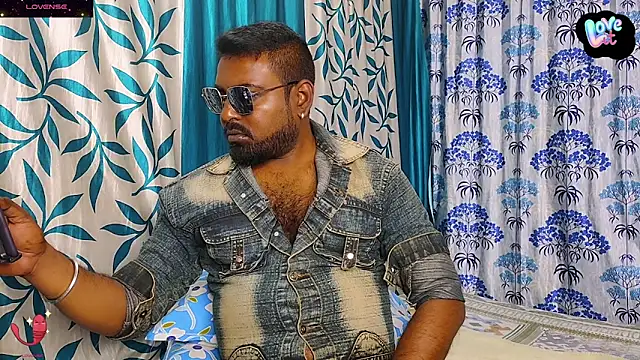 Snapshot of BLACK---MAMBA chatting on 9, 1, 2025 BLACK---MAMBA online show from 9, 1, 2025