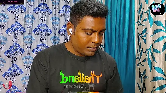 Snapshot of BLACK---MAMBA chatting on 21, 3, 2025 BLACK---MAMBA online show from 21, 3, 2025