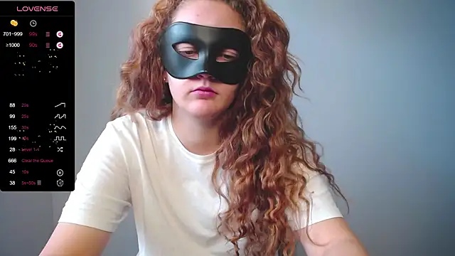 Snapshot of BubbbleGumm chatting on 4, 2, 2025 BubbbleGumm online show from 4, 2, 2025