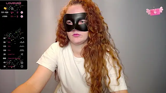 Snapshot of BubbbleGumm chatting on 17, 2, 2025 BubbbleGumm online show from 17, 2, 2025