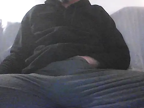 Snapshot of Malcomvs97 chatting on 2, 3, 2026 Malcomvs97 online show from 2, 3, 2026