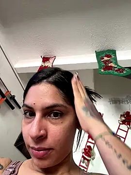 charlotte stevenss  online show from 22, 12, 2025