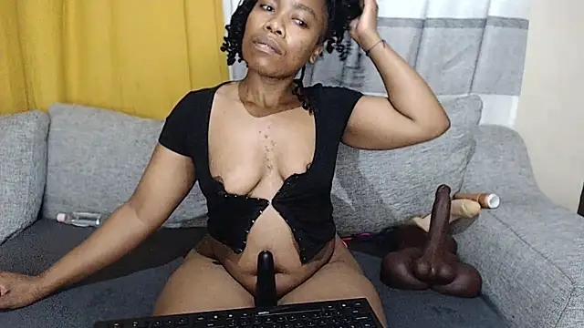BELINDAXXXXX online show from 25, 10, 2025