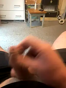 Averagematt1991 online show from 10, 11, 2025