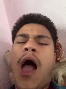 Snapshot of Hullax chatting on 9, 2, 2026 Hullax online show from 9, 2, 2026