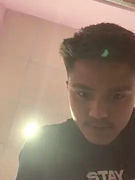 Snapshot of Hullax chatting on 21, 3, 2026 Hullax online show from 21, 3, 2026