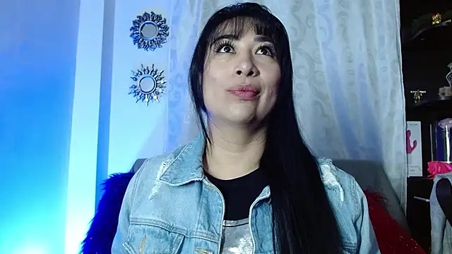 Snapshot of Karina_Yang chatting on 19, 1, 2025 Karina Yang online show from 19, 1, 2025