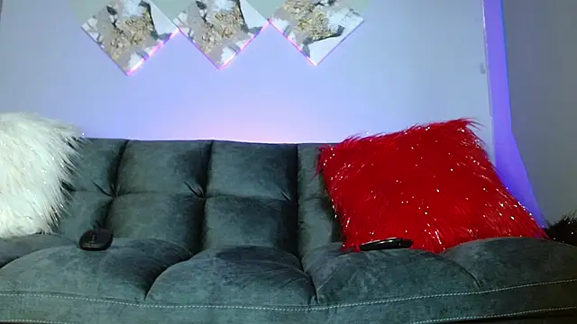 Snapshot of Karina_Yang chatting on 17, 3, 2025 Karina Yang online show from 17, 3, 2025