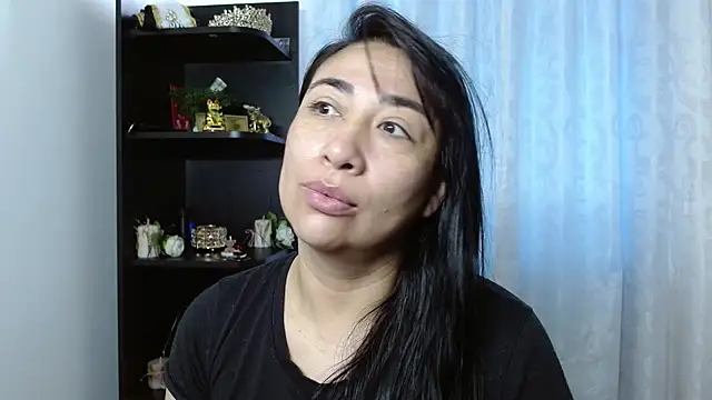 Snapshot of Karina_Yang chatting on 17, 9, 2025 Karina Yang online show from 17, 9, 2025