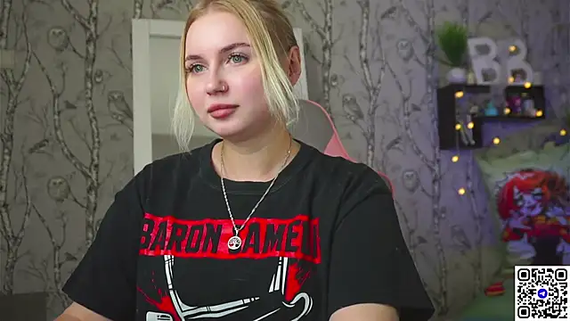 Moon Valkyrie online show from 2, 2, 2026