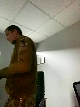 Snapshot of SexSanich chatting on 21, 10, 2025 SexSanich online show from 21, 10, 2025