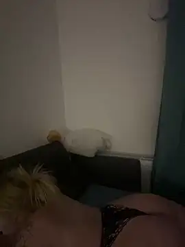 Snapshot of OdriOlsens chatting on 4, 12, 2024 OdriOlsens online show from 4, 12, 2024