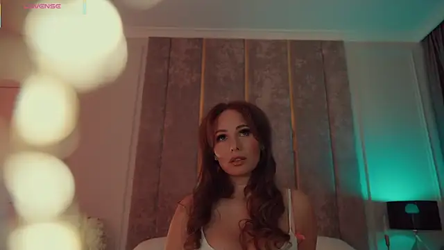 MilaDYstarlight online show from 26, 9, 2025