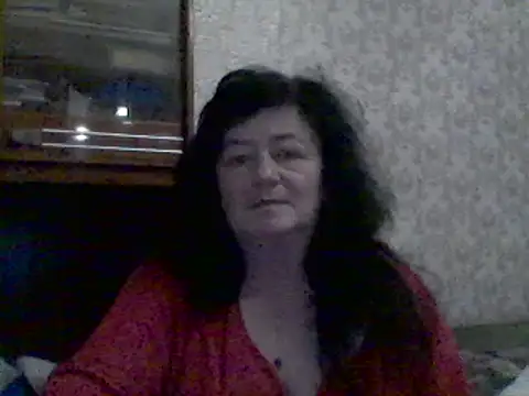 GypsiQueen2 online show from 8, 2, 2025