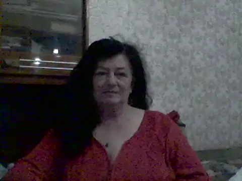GypsiQueen2 online show from 8, 2, 2025