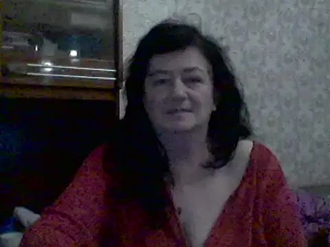 GypsiQueen2 online show from 10, 2, 2025